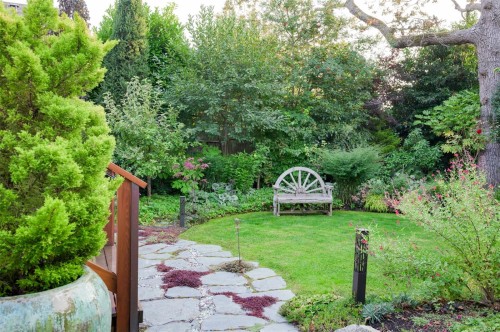 626 Monterey Ave, Oak Bay, BC 