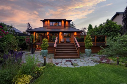 626 Monterey Ave, Oak Bay, BC 