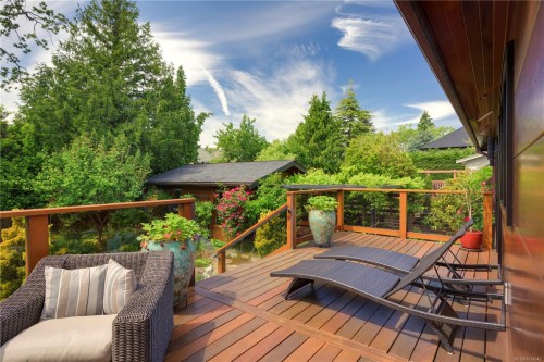 626 Monterey Ave, Oak Bay, BC 