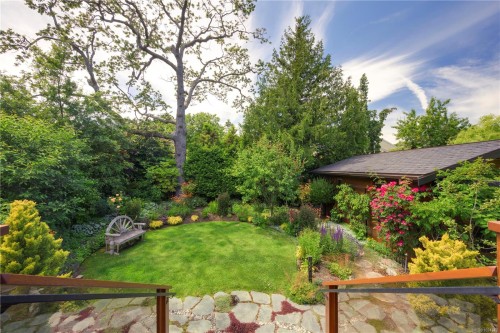 626 Monterey Ave, Oak Bay, BC 