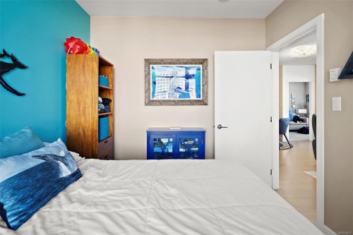 711-728 Yates St, Victoria, BC - Indoor Photo Showing Bedroom