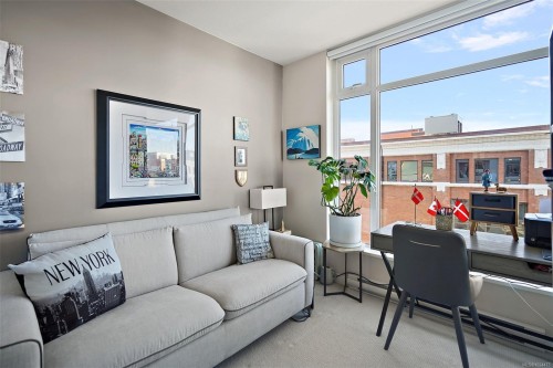 711-728 Yates St, Victoria, BC - Indoor