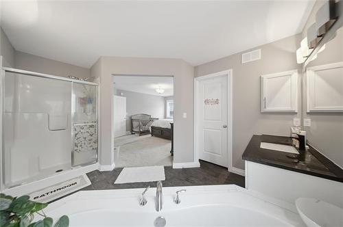 33 Silver Sage Cr, Winnipeg, MB 