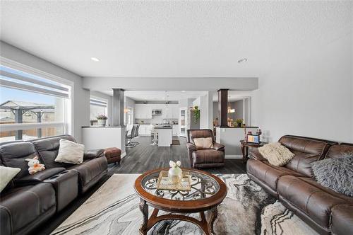 33 Silver Sage Cr, Winnipeg, MB 