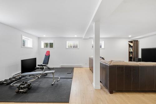 Family room - 161 Rue Vincent-Massey, Beloeil, QC - Indoor