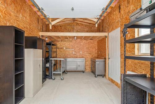 Shed - 161 Rue Vincent-Massey, Beloeil, QC -  With Exterior