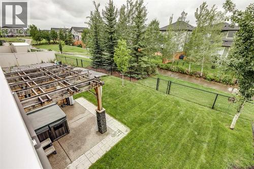 Large backyard-Lush lawn - 69 Ravenskirk Close Se, Airdrie, AB - Outdoor