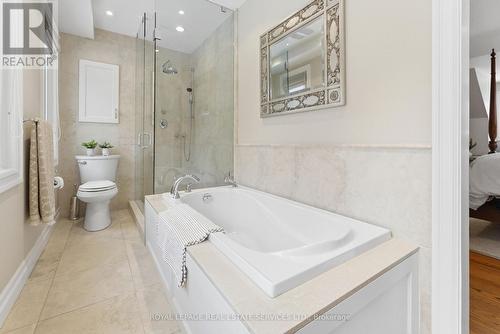 17 Elstree Road, Toronto, ON - Indoor Photo Showing Bathroom
