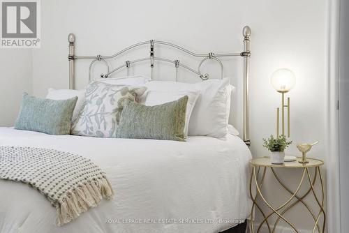 17 Elstree Road, Toronto, ON - Indoor Photo Showing Bedroom