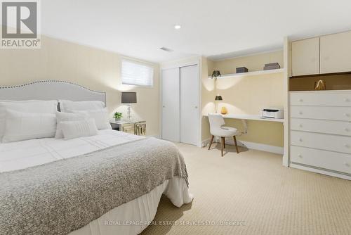 17 Elstree Road, Toronto, ON - Indoor Photo Showing Bedroom