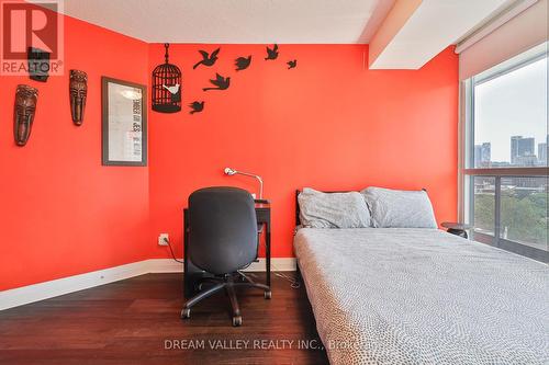 904 - 25 Carlton Street, Toronto, ON - Indoor