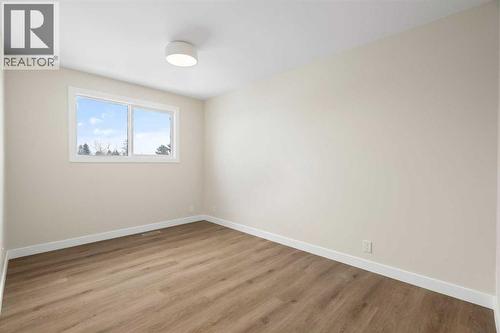 Upstairs Bedroom 1 - 248 Madeira Place Ne, Calgary, AB - Indoor Photo Showing Other Room