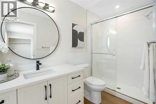 3 Piece Ensuite - 248 Madeira Place Ne, Calgary, AB - Indoor Photo Showing Bathroom