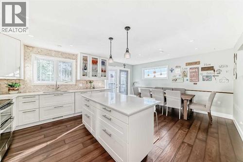 30 Edgewood Rise Nw, Calgary, AB - Indoor Photo Showing Other Room