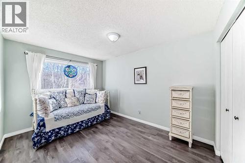 30 Edgewood Rise Nw, Calgary, AB - Indoor