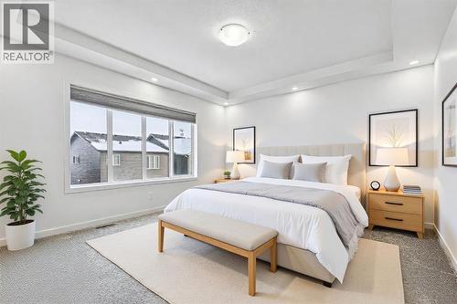 1124 Chinook Gate Bay Sw, Airdrie, AB - Indoor Photo Showing Bedroom