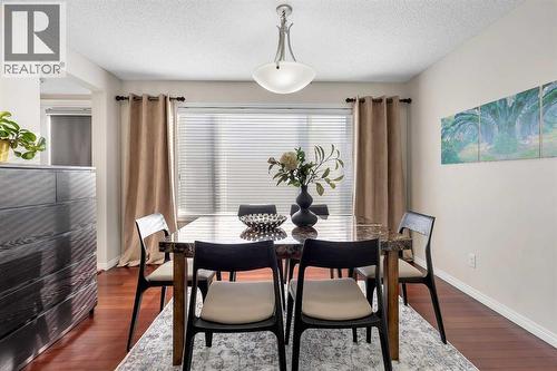 10 Auburn Crest Green Se, Calgary, AB - Indoor Photo Showing Dining Room