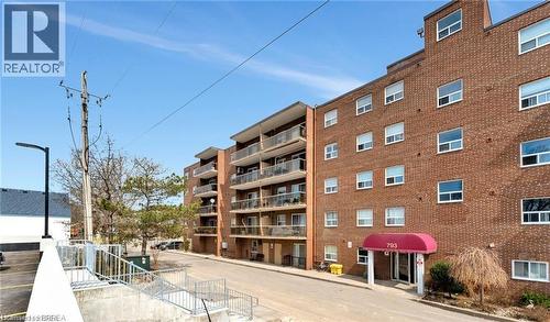 793 COLBORNE Street E Unit# 207  Brantford, ON N3S 7J3