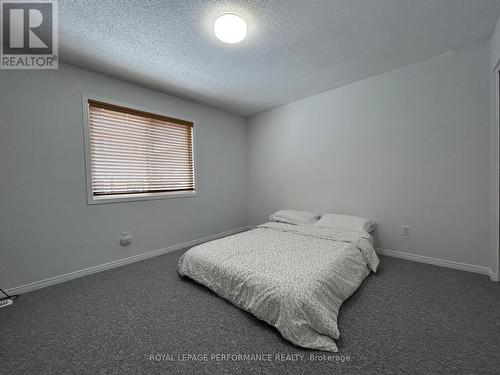 106 Mosswood Court W, Ottawa, ON - Indoor Photo Showing Bedroom