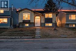 116 Falsby Road NE  Calgary, AB T3J 1B8