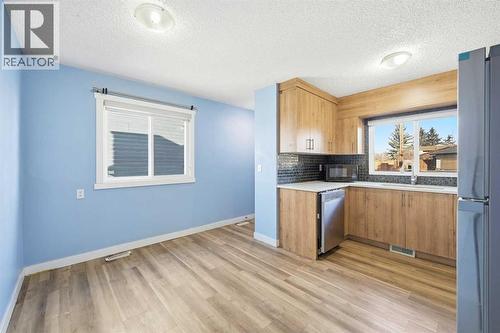 116 Falsby Road Ne, Calgary, AB - Indoor Photo Showing Kitchen