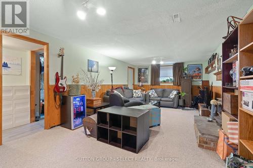 72 Blanchard Crescent, London North (North I), ON - Indoor