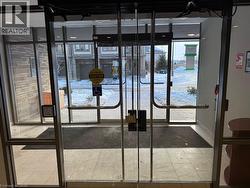 Detailed view of baseboards - 