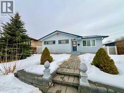 146 Springwood Drive SW  Calgary, AB T2W 0K5