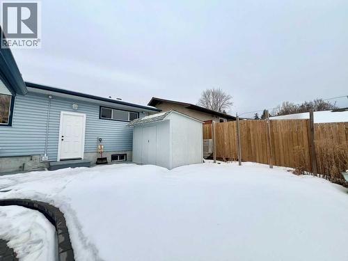146 Springwood Drive Sw, Calgary, AB - Outdoor
