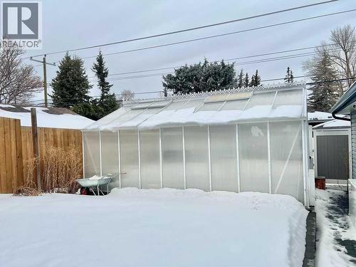 146 Springwood Drive Sw, Calgary, AB - Outdoor