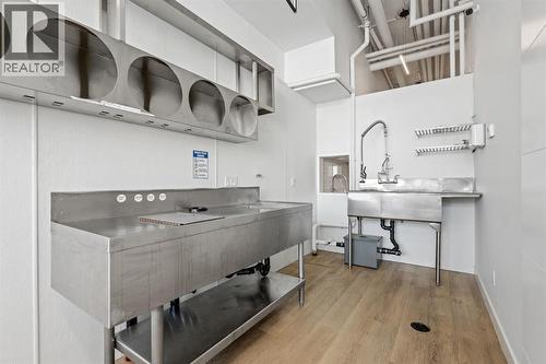 4537 Bowness Road Nw, Calgary, AB 