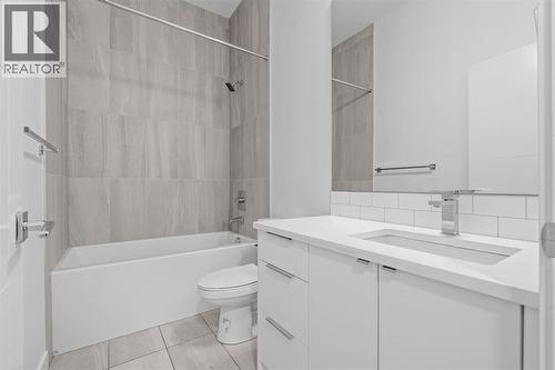 4537 Bowness Road Nw, Calgary, AB 