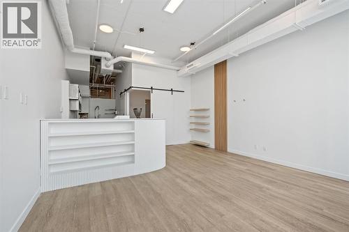 4537 Bowness Road Nw, Calgary, AB 