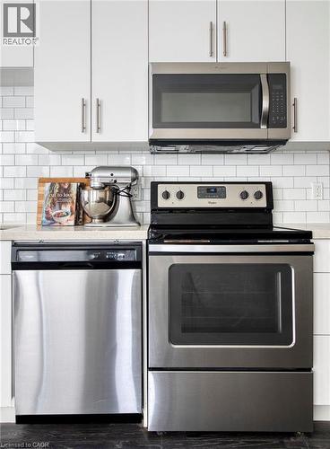 690 King Street W Unit# 101, Kitchener, ON - Indoor Photo Showing Kitchen
