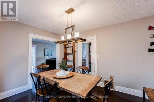 5078 Armoury Street, Niagara Falls (Cherrywood), ON - Indoor Photo Showing Dining Room