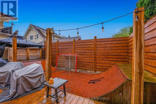 5078 Armoury Street, Niagara Falls (Cherrywood), ON - Outdoor With Deck Patio Veranda With Exterior