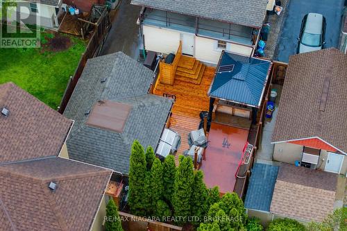 5078 Armoury Street, Niagara Falls (Cherrywood), ON - Outdoor With Exterior