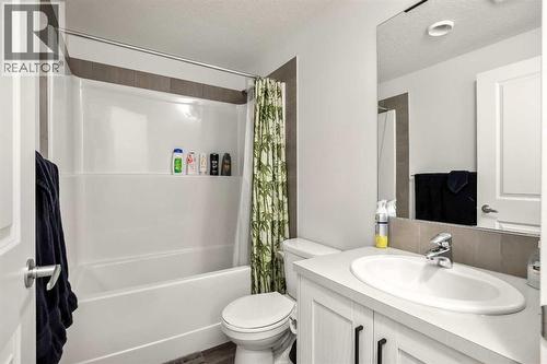 223 Savanna Way Ne, Calgary, AB - Indoor Photo Showing Bathroom
