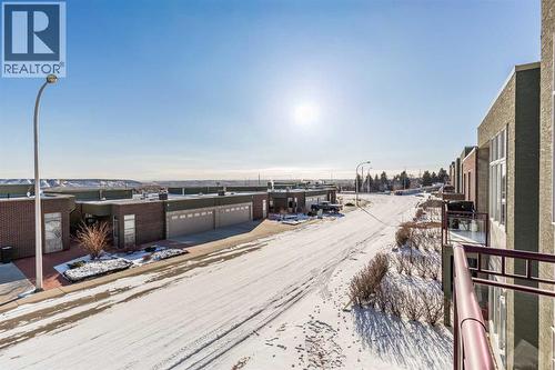 22 Palisades Lane Ne, Medicine Hat, AB - Outdoor