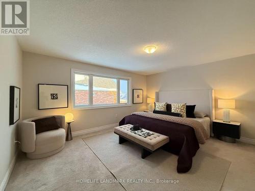 829 Langford Boulevard, Bradford West Gwillimbury, ON - Indoor Photo Showing Bedroom