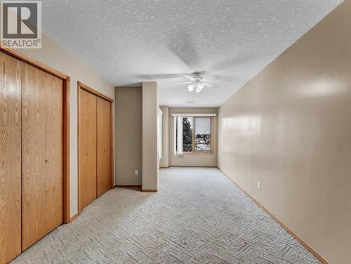 208, 1182 Southview Drive Se, Medicine Hat, AB - Indoor Photo Showing Other Room