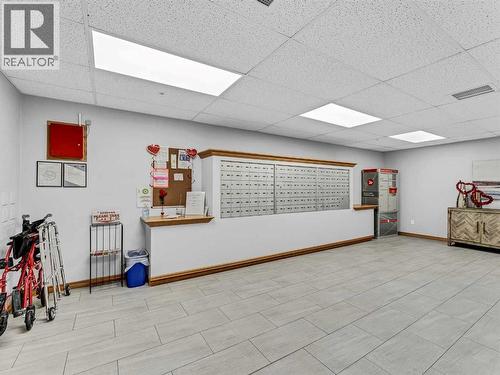 208, 1182 Southview Drive Se, Medicine Hat, AB - Indoor