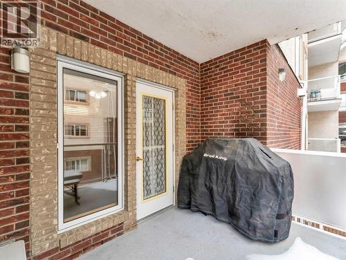 208, 1182 Southview Drive Se, Medicine Hat, AB - Outdoor With Exterior