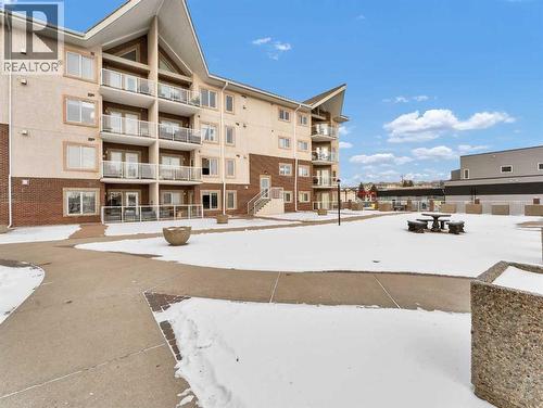 208, 1182 Southview Drive Se, Medicine Hat, AB - Outdoor With Facade
