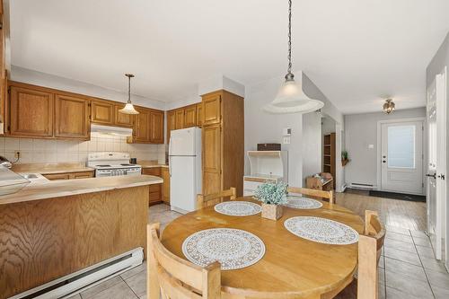 Salle à manger - 581 Rue Henri-De Tonti, Boucherville, QC - Indoor Photo Showing Kitchen