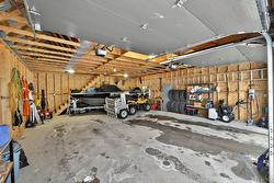 Garage - 