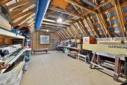 Garage - 