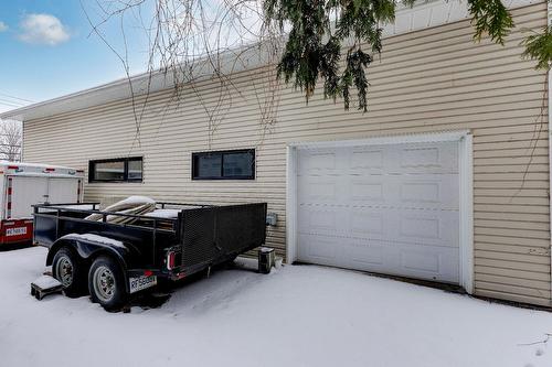 Garage - 592 Ch. Du Grand-Bernier N., Saint-Jean-Sur-Richelieu, QC - Outdoor With Exterior