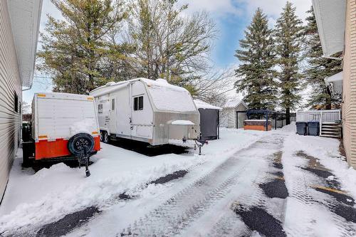 Garage - 592 Ch. Du Grand-Bernier N., Saint-Jean-Sur-Richelieu, QC - Outdoor