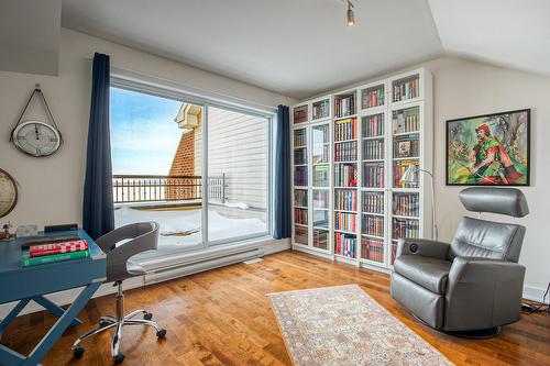 Mezzanine - 305-530 Rue Martel, Chambly, QC - Indoor